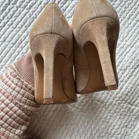 Vince Camuto Suede Pumps - Picture 7 of 7